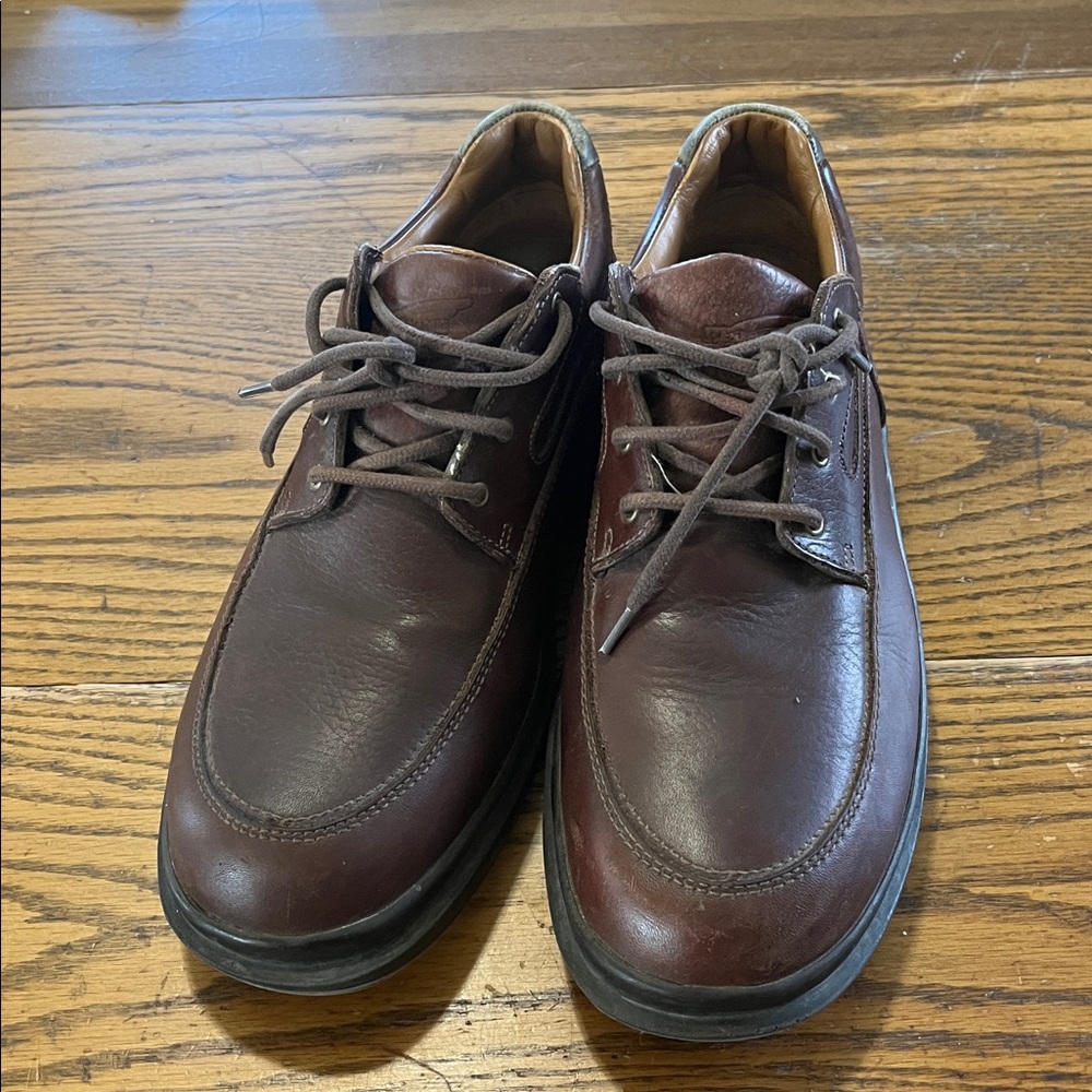 Red wing brown leather lace Oxford shoes